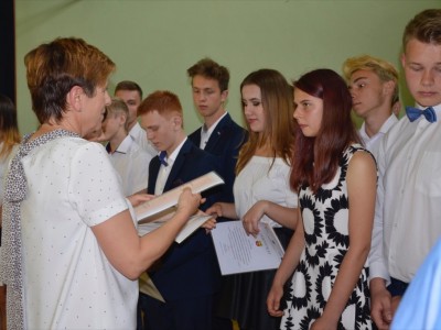 zakonczenie_roku_3gim_09
